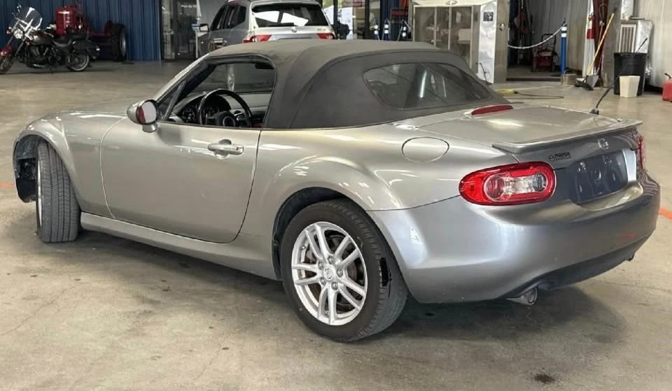 2010 Mazda NC MX-5 Miata - Image 5 of 14