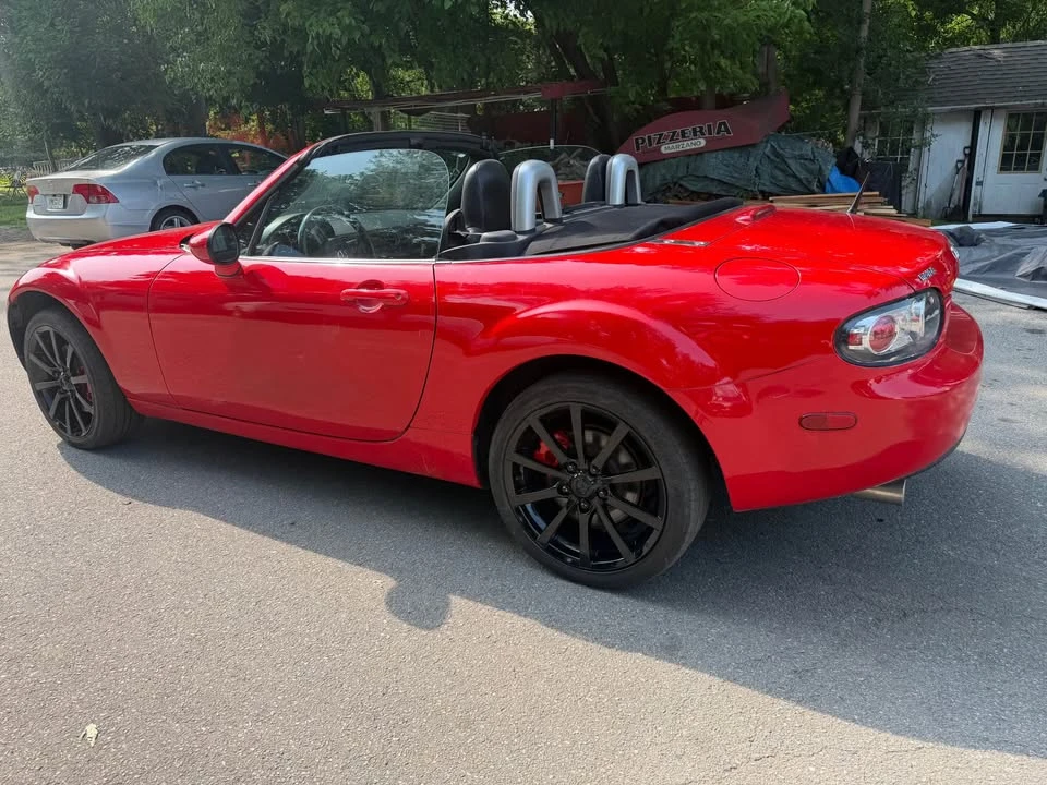 2010 Mazda NC MX-5 Miata - Image 4 of 8