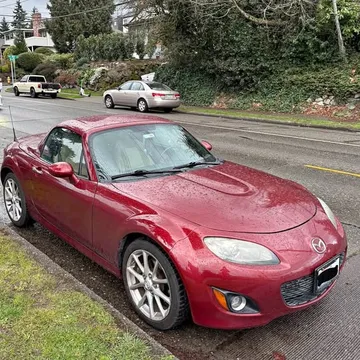 2010 Mazda MX-5 Grand Touring Hard Top Convertible