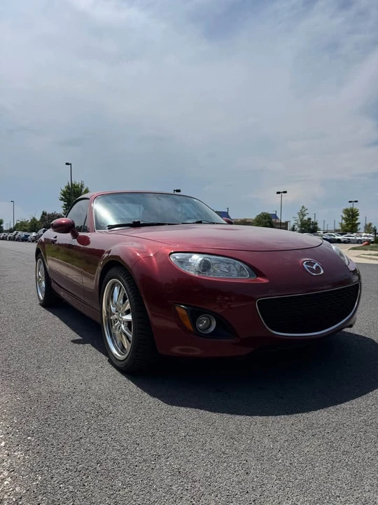 2010 Mazda NC MX-5 Miata - Image 3 of 13