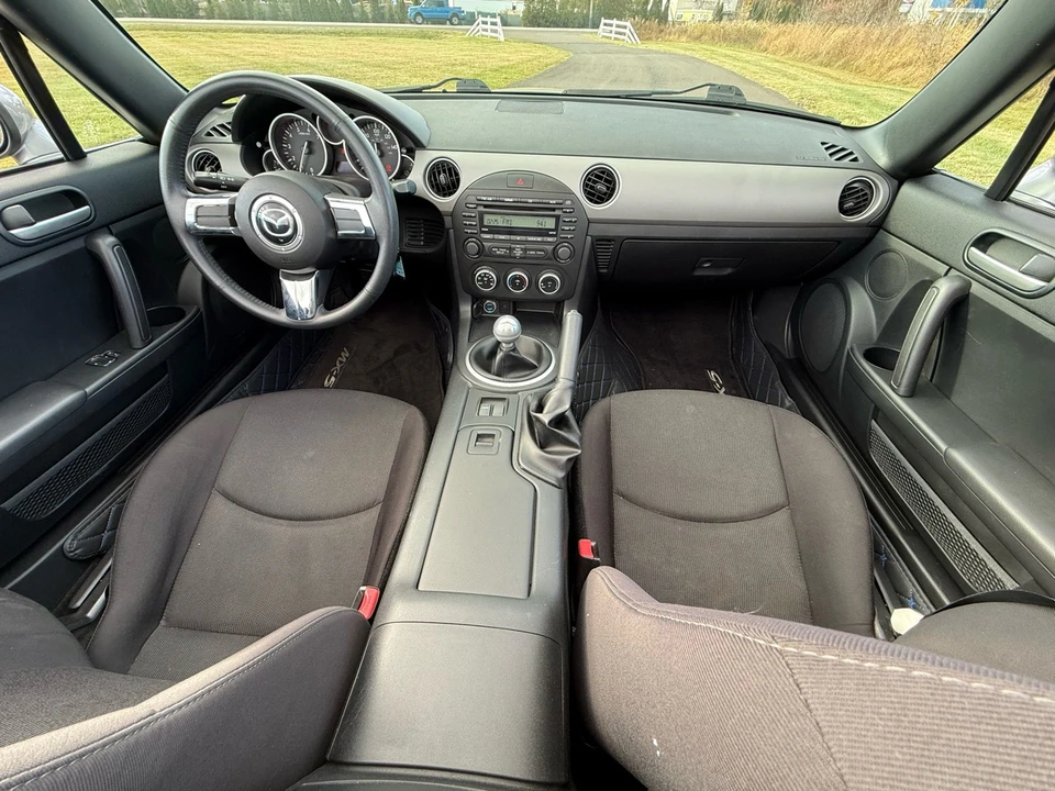 2010 Mazda NC MX-5 Miata - Image 15 of 21