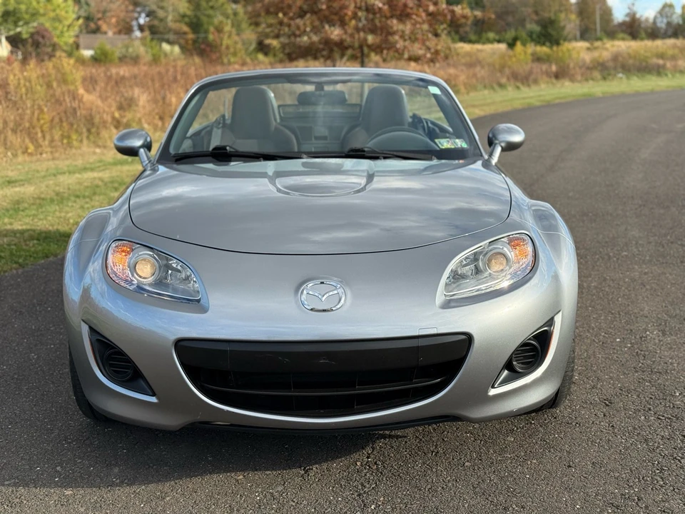 2010 Mazda NC MX-5 Miata - Image 12 of 21
