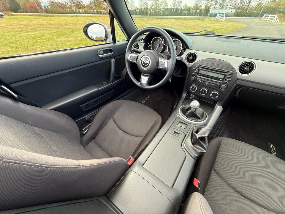 2010 Mazda NC MX-5 Miata - Image 14 of 21