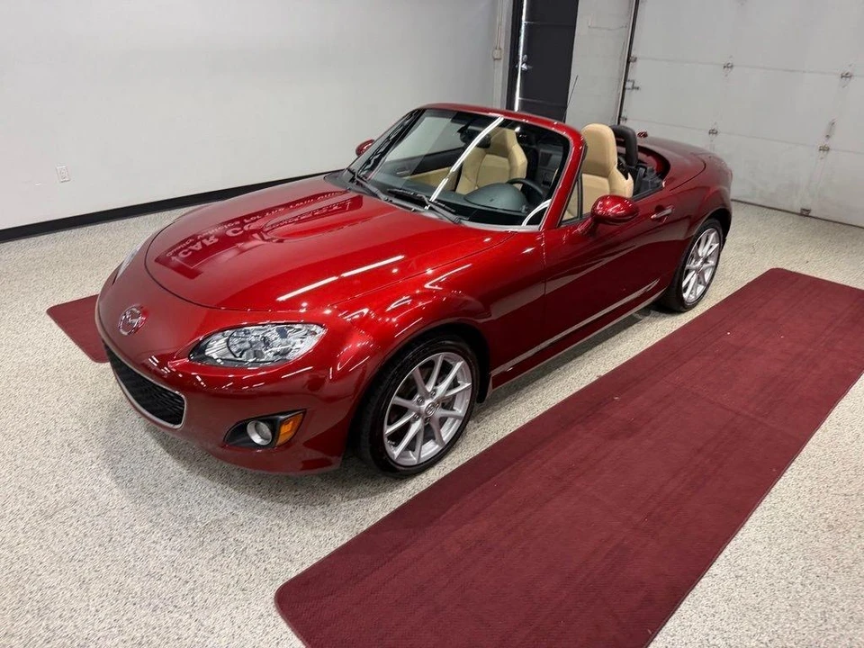2010 Mazda NC MX-5 Miata - Image 4 of 31