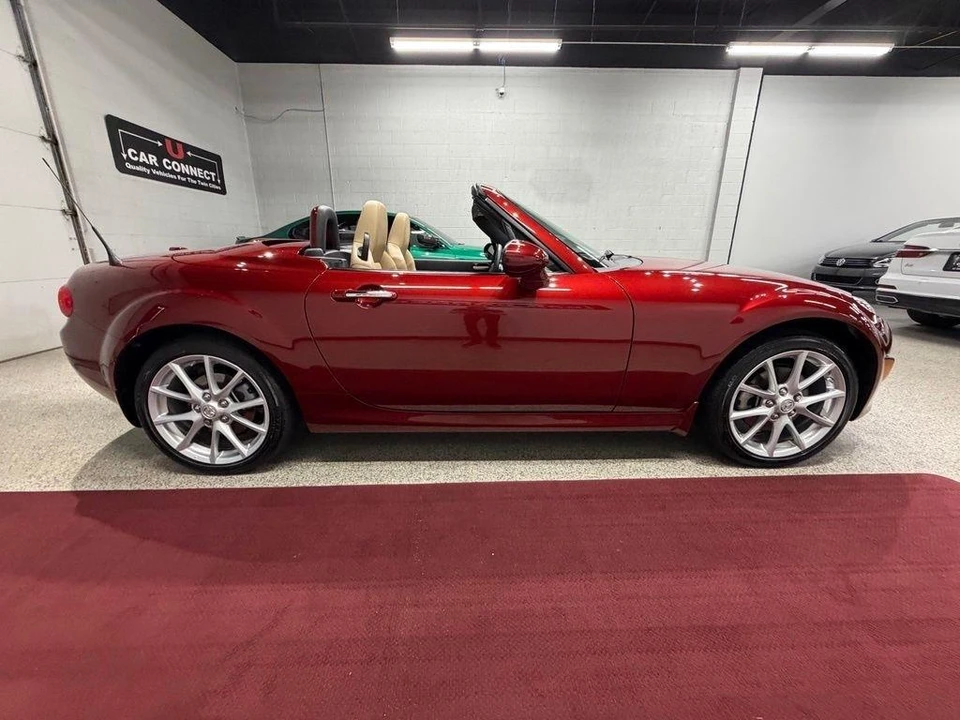 2010 Mazda NC MX-5 Miata - Image 17 of 31