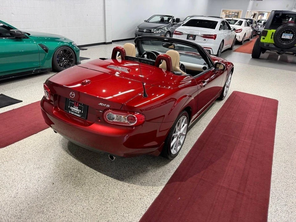 2010 Mazda NC MX-5 Miata - Image 18 of 31