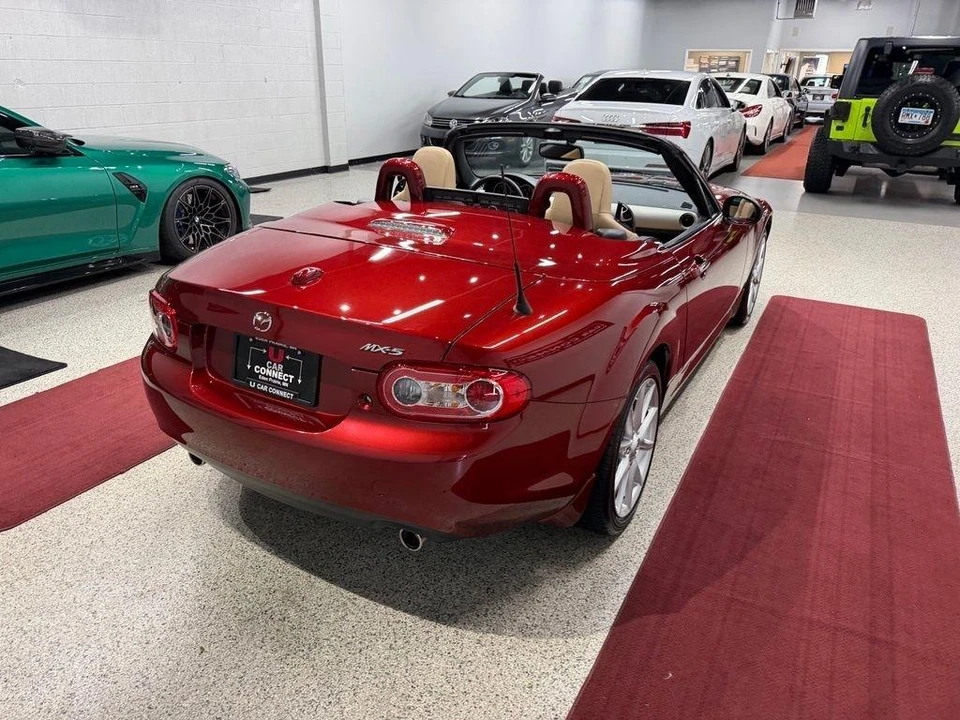 2010 Mazda NC MX-5 Miata - Image 19 of 31