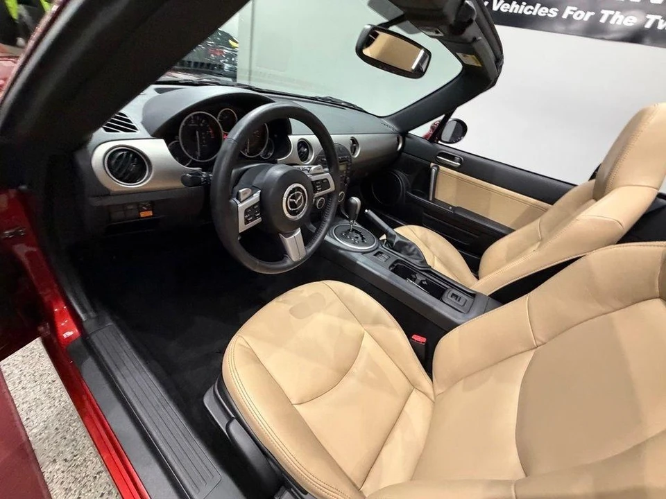 2010 Mazda NC MX-5 Miata - Image 28 of 31