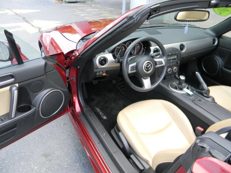 2010 Mazda NC MX-5 Miata - Image 17 of 27