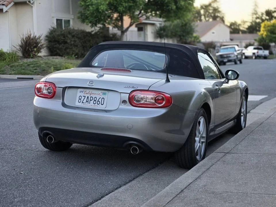 2010 Mazda NC MX-5 Miata - Image 2 of 9