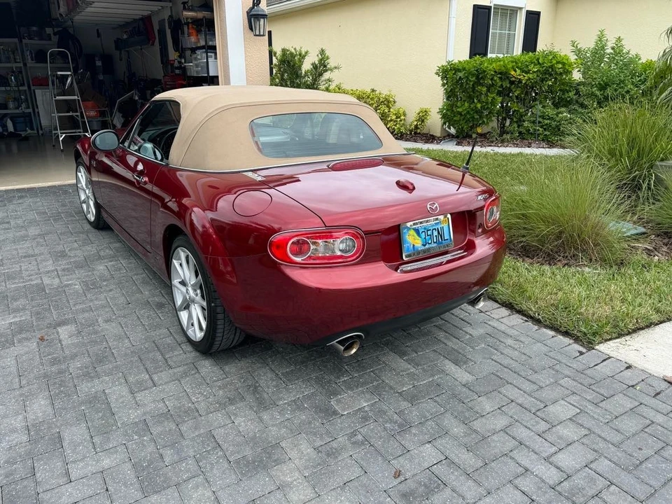 2010 Mazda NC MX-5 Miata - Image 8 of 21