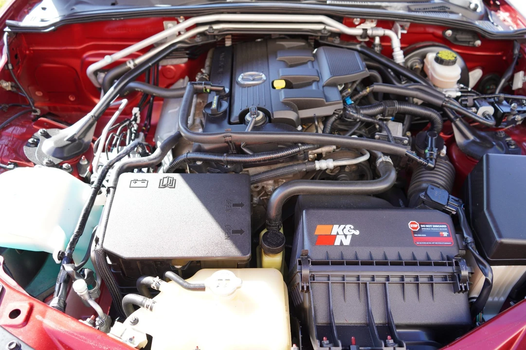 2010 Mazda NC MX-5 Miata - Image 16 of 21