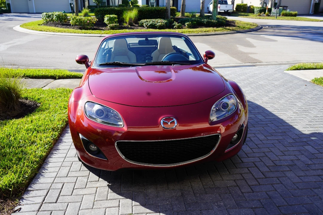 2010 Mazda NC MX-5 Miata - Image 2 of 21