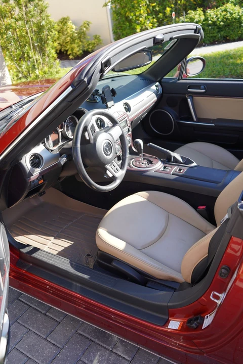2010 Mazda NC MX-5 Miata - Image 13 of 21