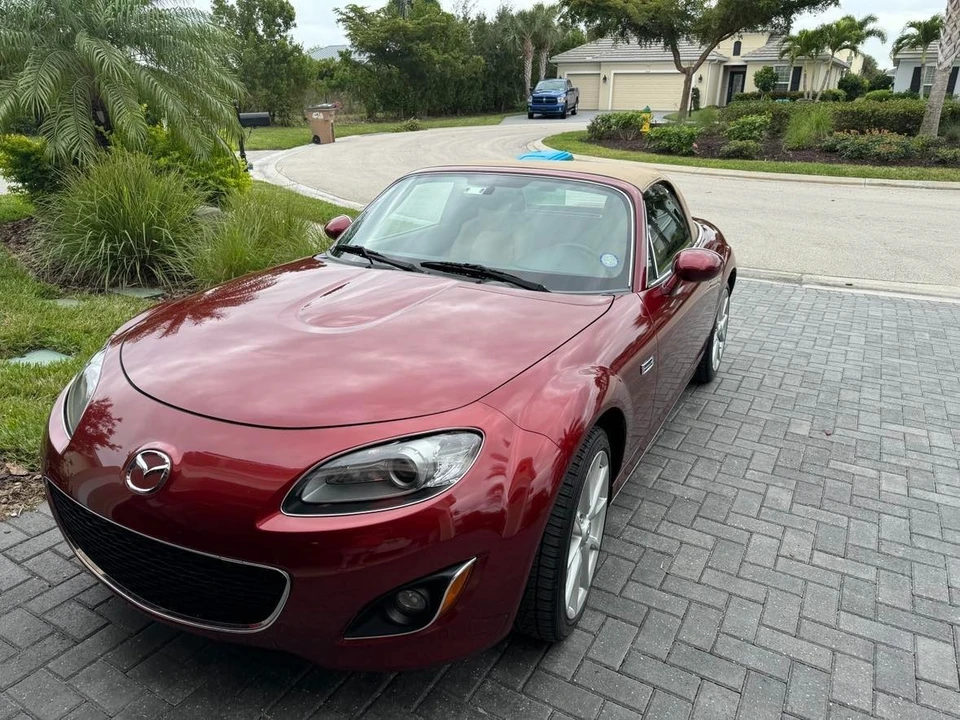 2010 Mazda NC MX-5 Miata - Image 10 of 21