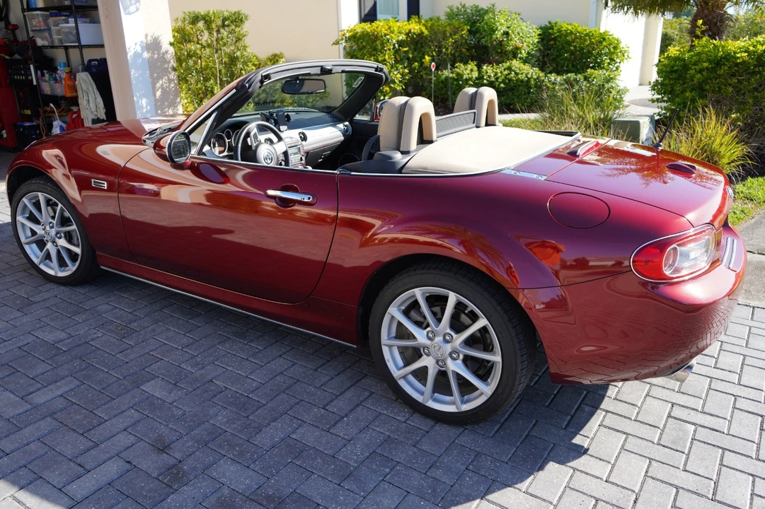 2010 Mazda NC MX-5 Miata - Image 5 of 21