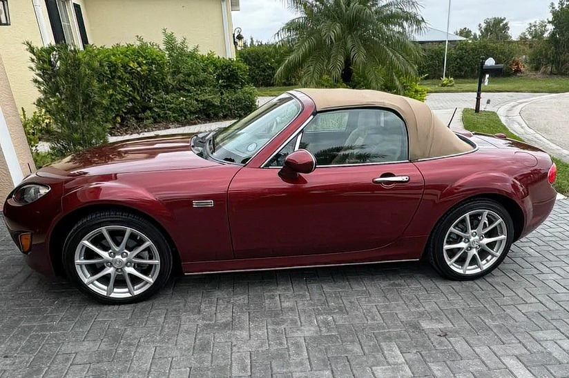 2010 Mazda NC MX-5 Miata - Image 9 of 21