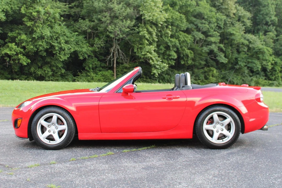 2010 Mazda NC MX-5 Miata - Image 3 of 5