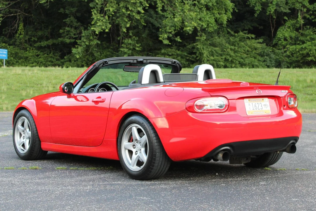 2010 Mazda NC MX-5 Miata - Image 4 of 5