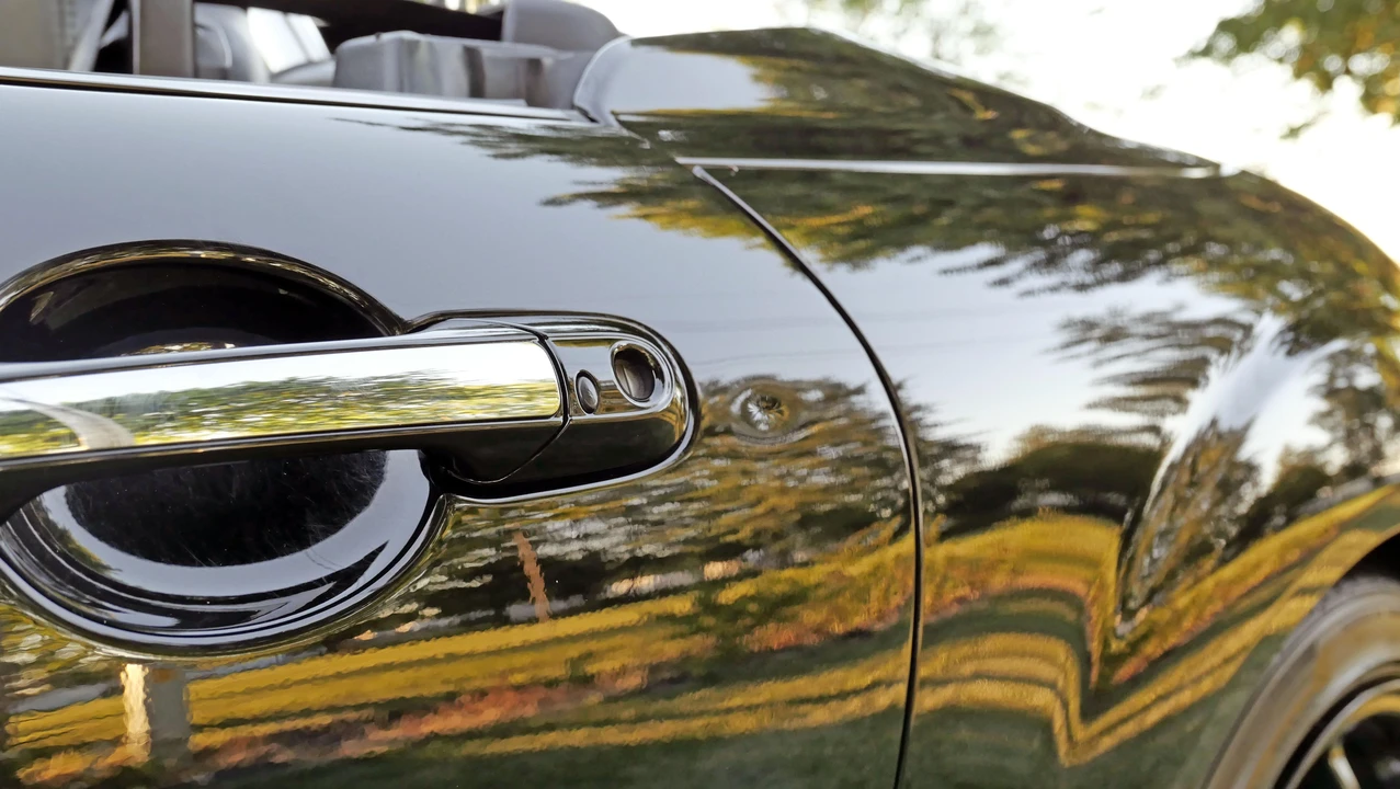 2010 Mazda NC MX-5 Miata - Image 19 of 31