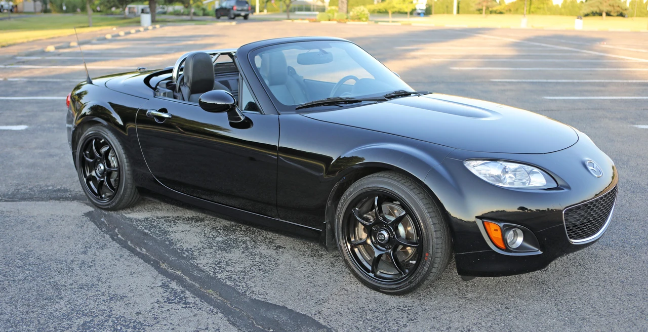 2010 Mazda NC MX-5 Miata - Image 13 of 31