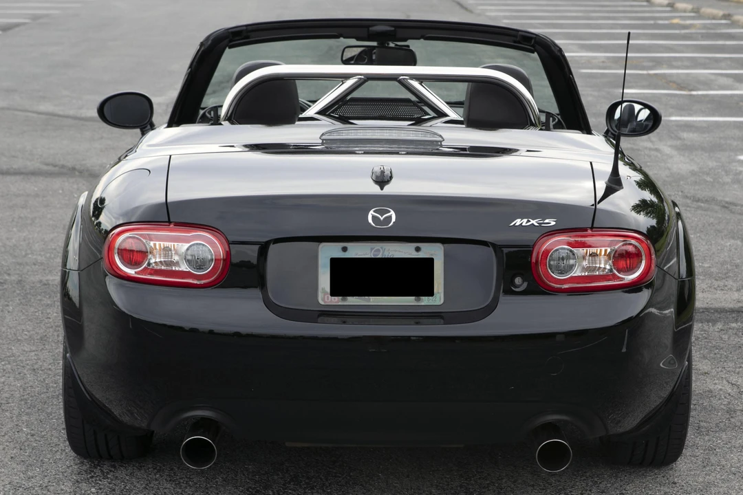 2010 Mazda NC MX-5 Miata - Image 5 of 31
