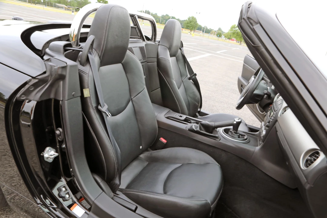 2010 Mazda NC MX-5 Miata - Image 26 of 31