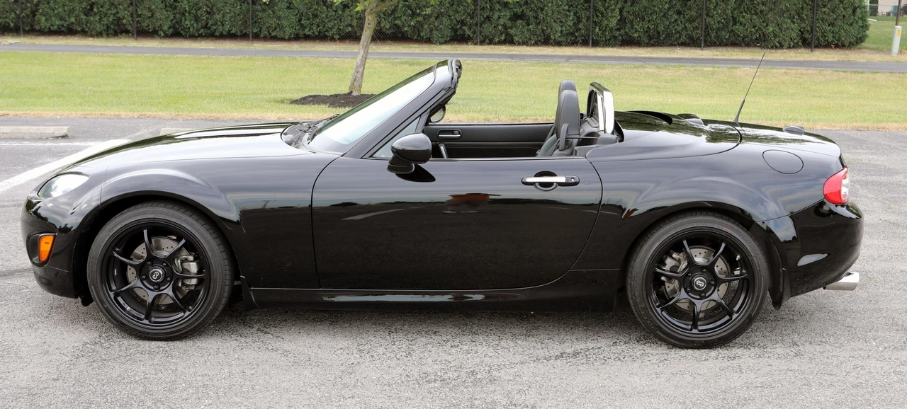 2010 Mazda NC MX-5 Miata - Image 8 of 31