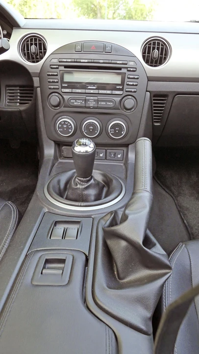 2010 Mazda NC MX-5 Miata - Image 30 of 31