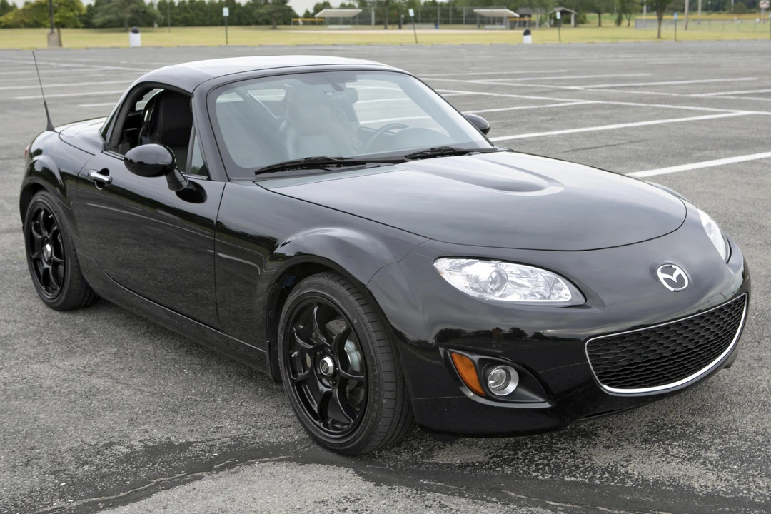 2010 Mazda NC MX-5 Miata - Image 3 of 31