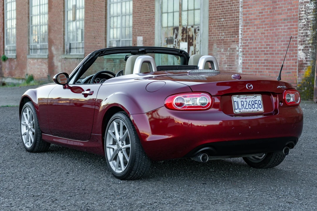 2010 Mazda NC MX-5 Miata - Image 9 of 31