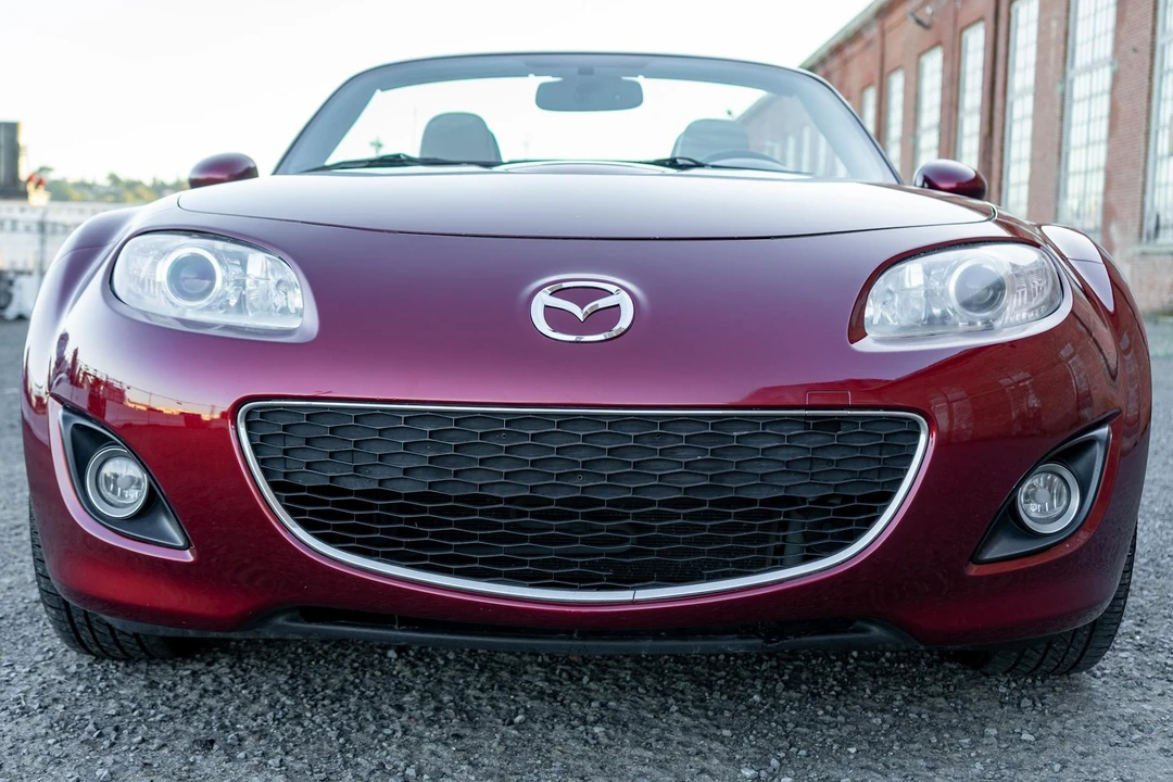 2010 Mazda NC MX-5 Miata - Image 6 of 31