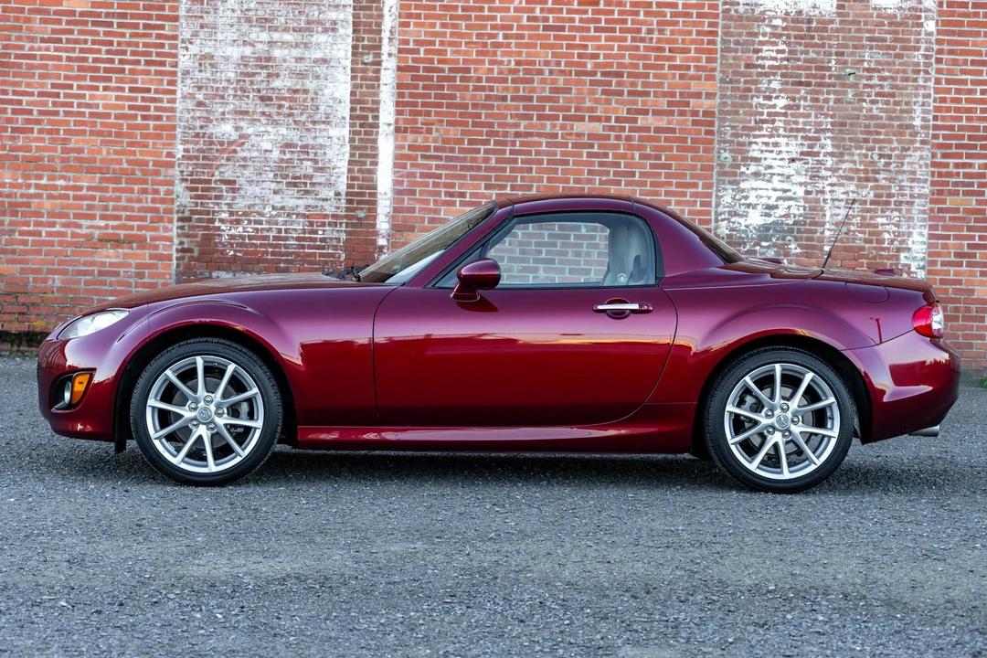 2010 Mazda NC MX-5 Miata - Image 12 of 31