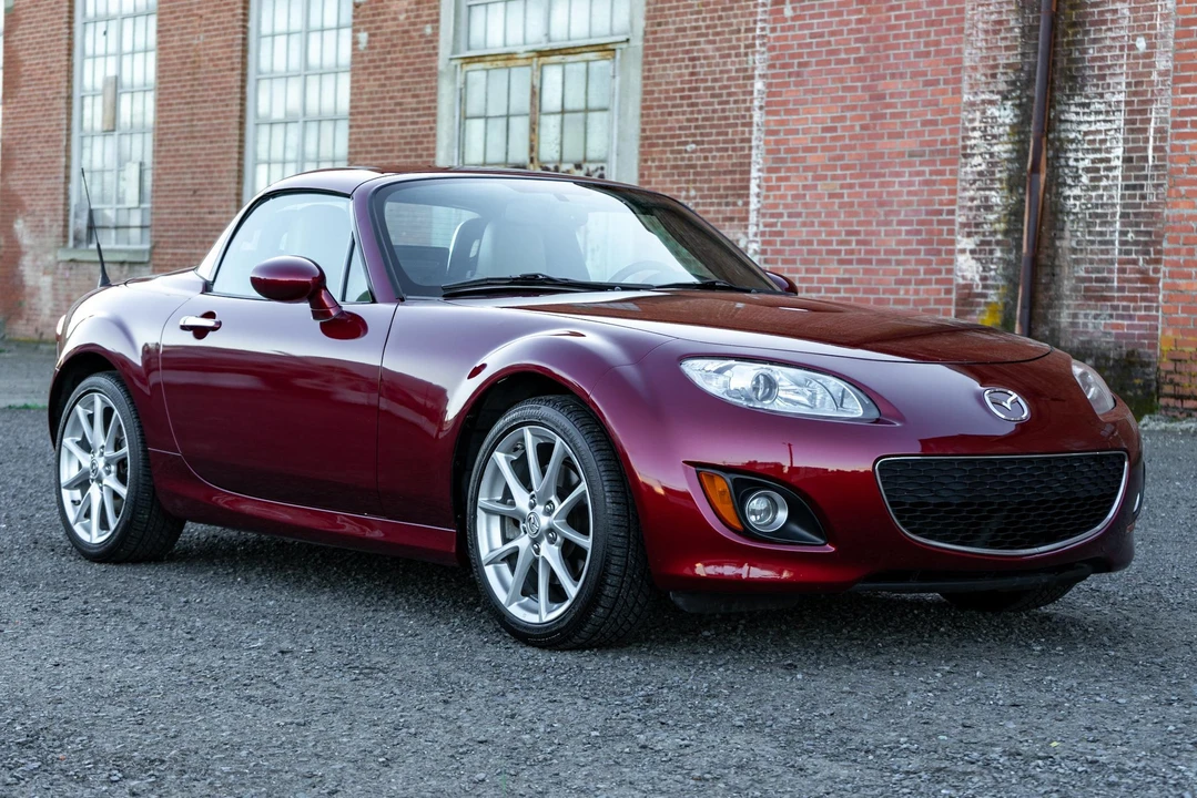 2010 Mazda NC MX-5 Miata - Image 15 of 31