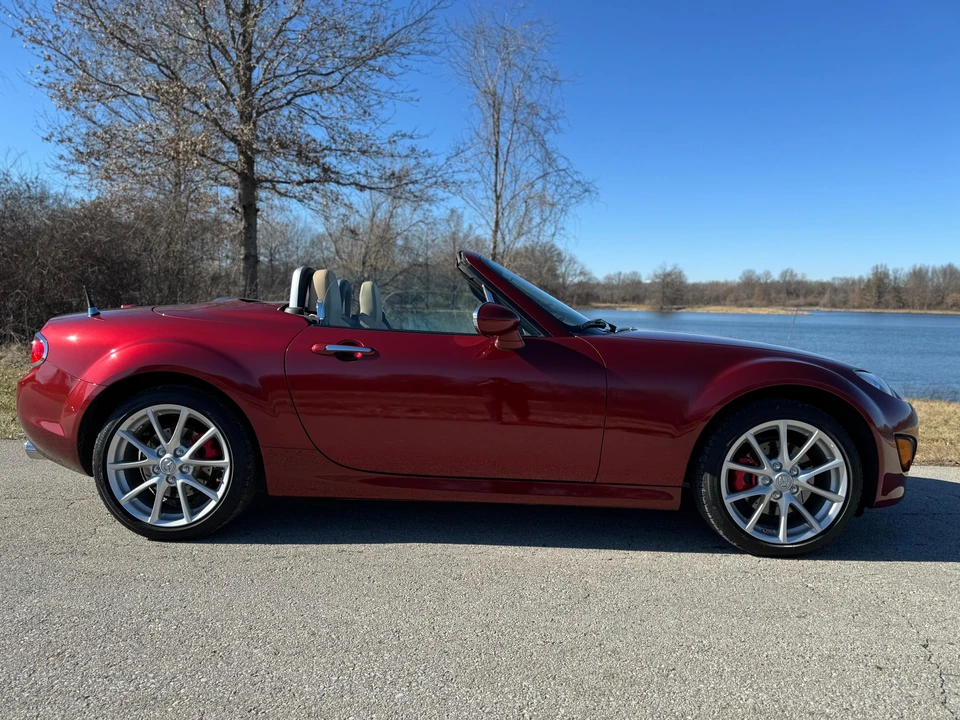 2010 Mazda NC MX-5 Miata - Image 14 of 31