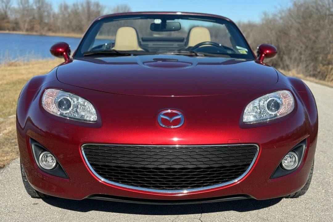 2010 Mazda NC MX-5 Miata - Image 2 of 31