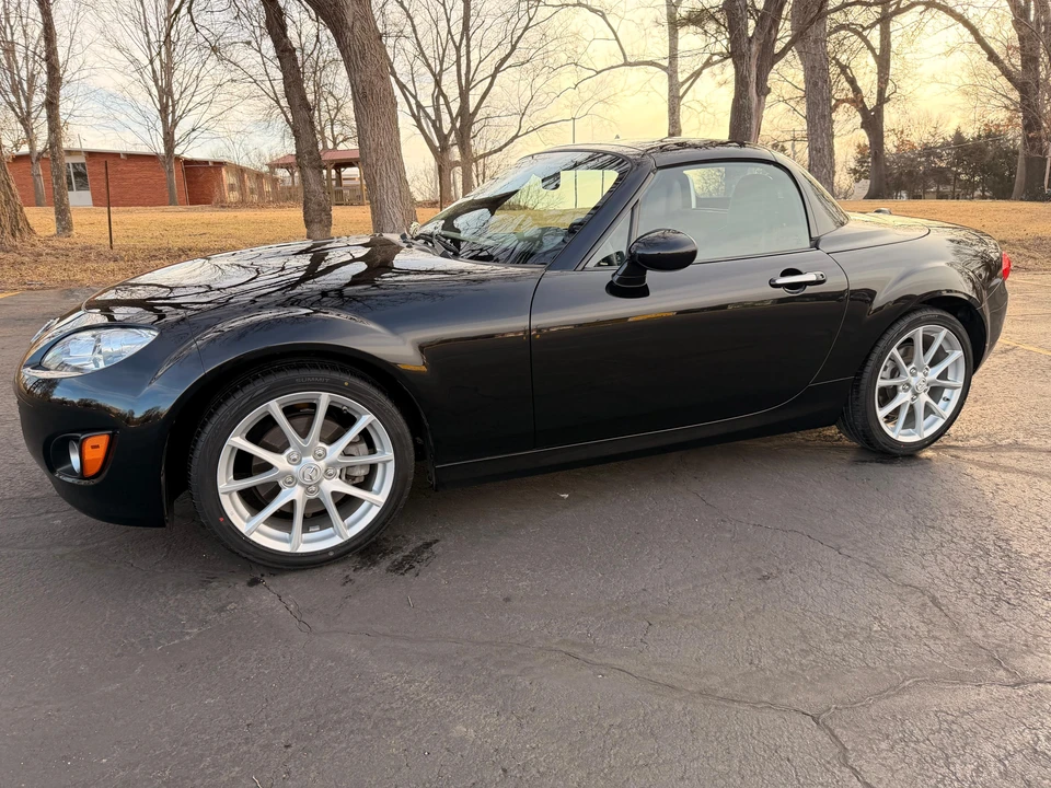 2010 Mazda NC MX-5 Miata - Image 8 of 31