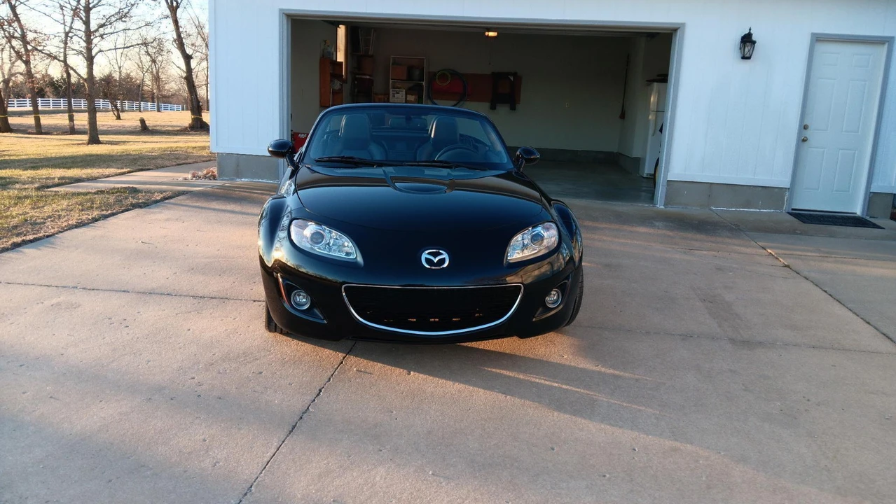 2010 Mazda NC MX-5 Miata - Image 19 of 31