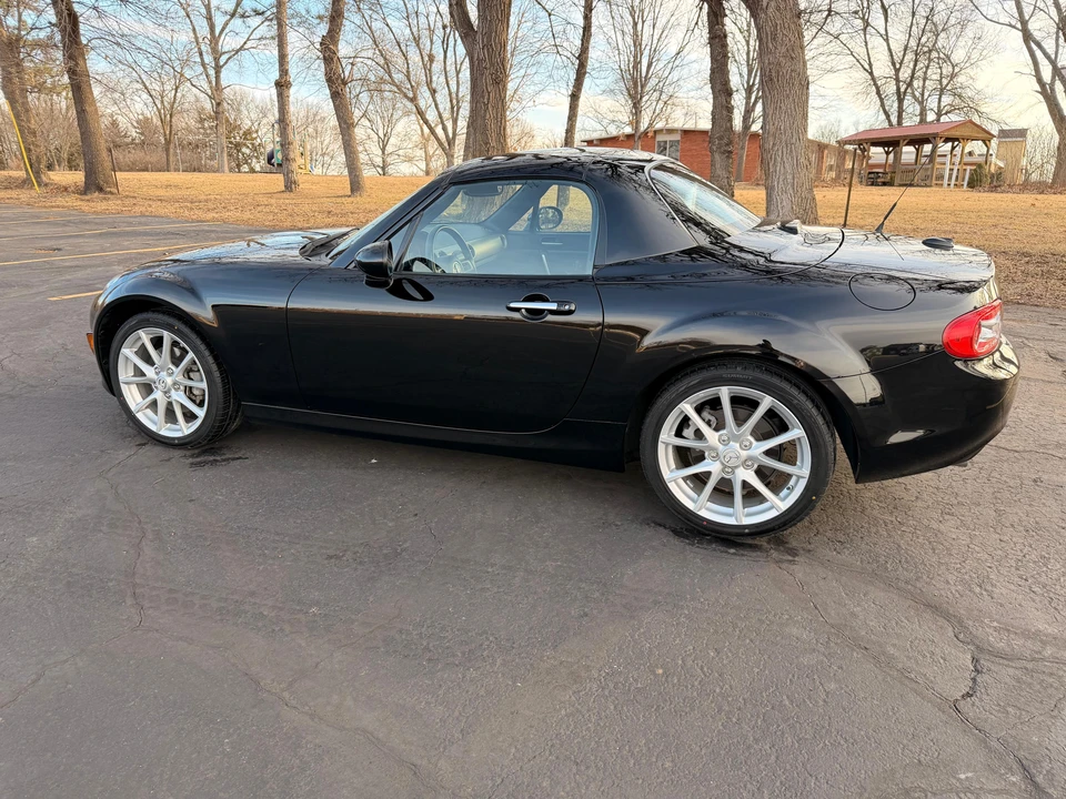 2010 Mazda NC MX-5 Miata - Image 10 of 31