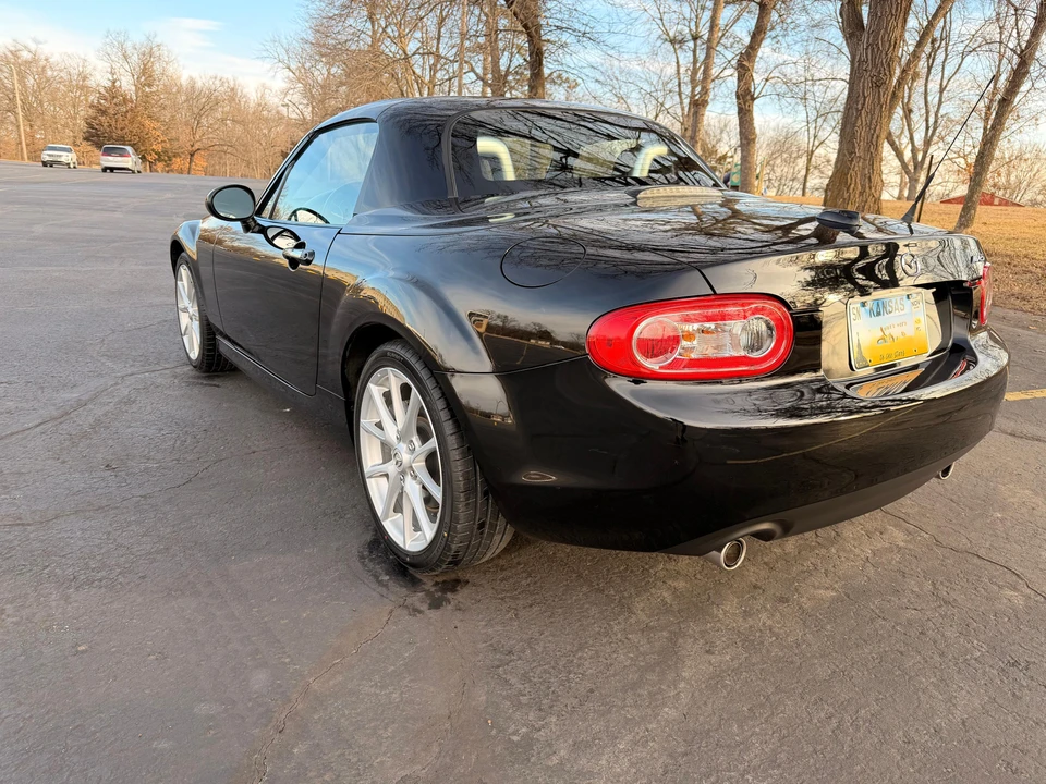 2010 Mazda NC MX-5 Miata - Image 11 of 31
