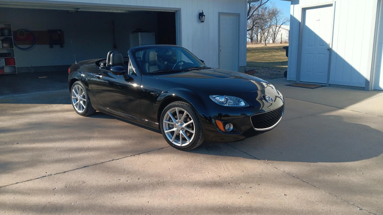 2010 Mazda NC MX-5 Miata - Image 23 of 31