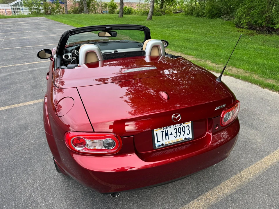 2010 Mazda NC MX-5 Miata - Image 22 of 31