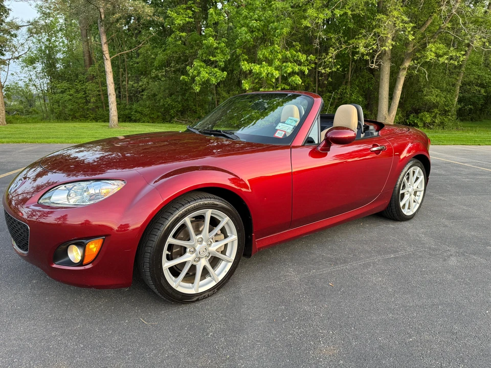 2010 Mazda NC MX-5 Miata - Image 11 of 31