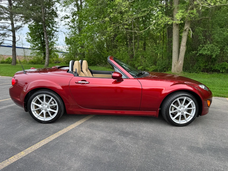 2010 Mazda NC MX-5 Miata - Image 30 of 31