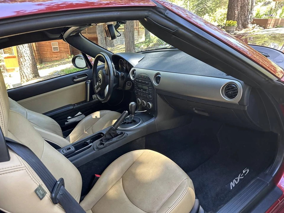2010 Mazda NC MX-5 Miata - Image 6 of 9