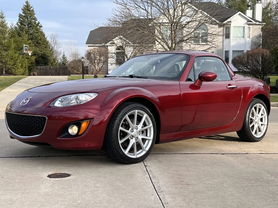 2010 Mazda NC MX-5 Miata - Image 5 of 31