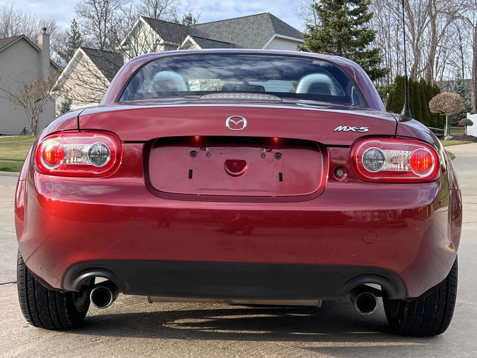 2010 Mazda NC MX-5 Miata - Image 14 of 31