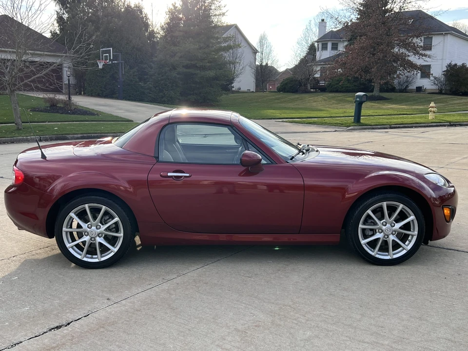 2010 Mazda NC MX-5 Miata - Image 23 of 31