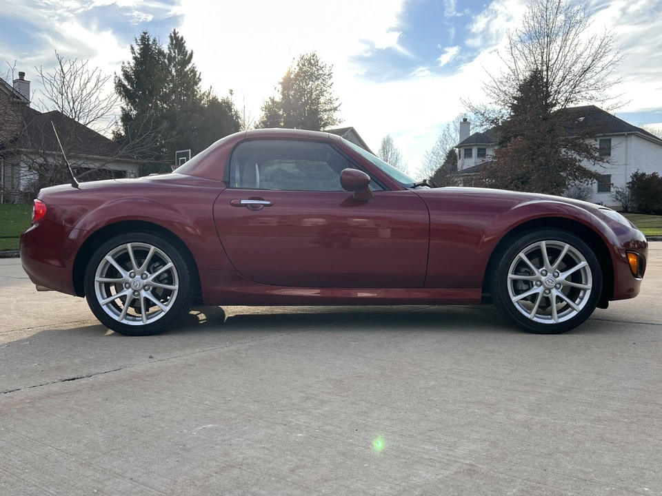 2010 Mazda NC MX-5 Miata - Image 24 of 31