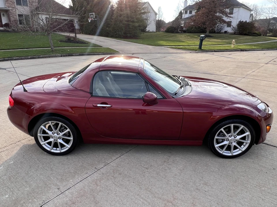 2010 Mazda NC MX-5 Miata - Image 22 of 31